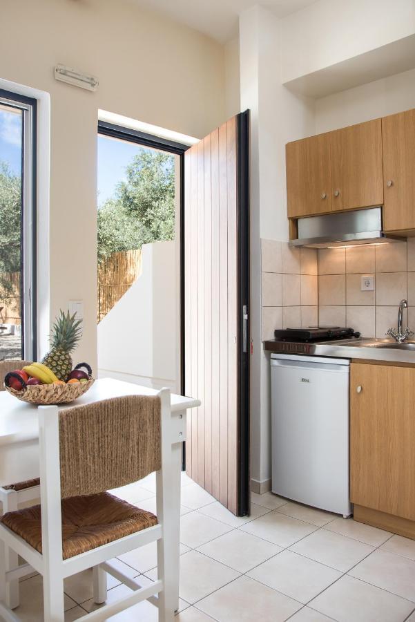 Kanso Rooms Galatás Exteriör bild